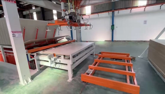 خرید لامیناسیون چرخه کوتاه افقی ماشین فشار گرم هیدرولیک online manufacture
